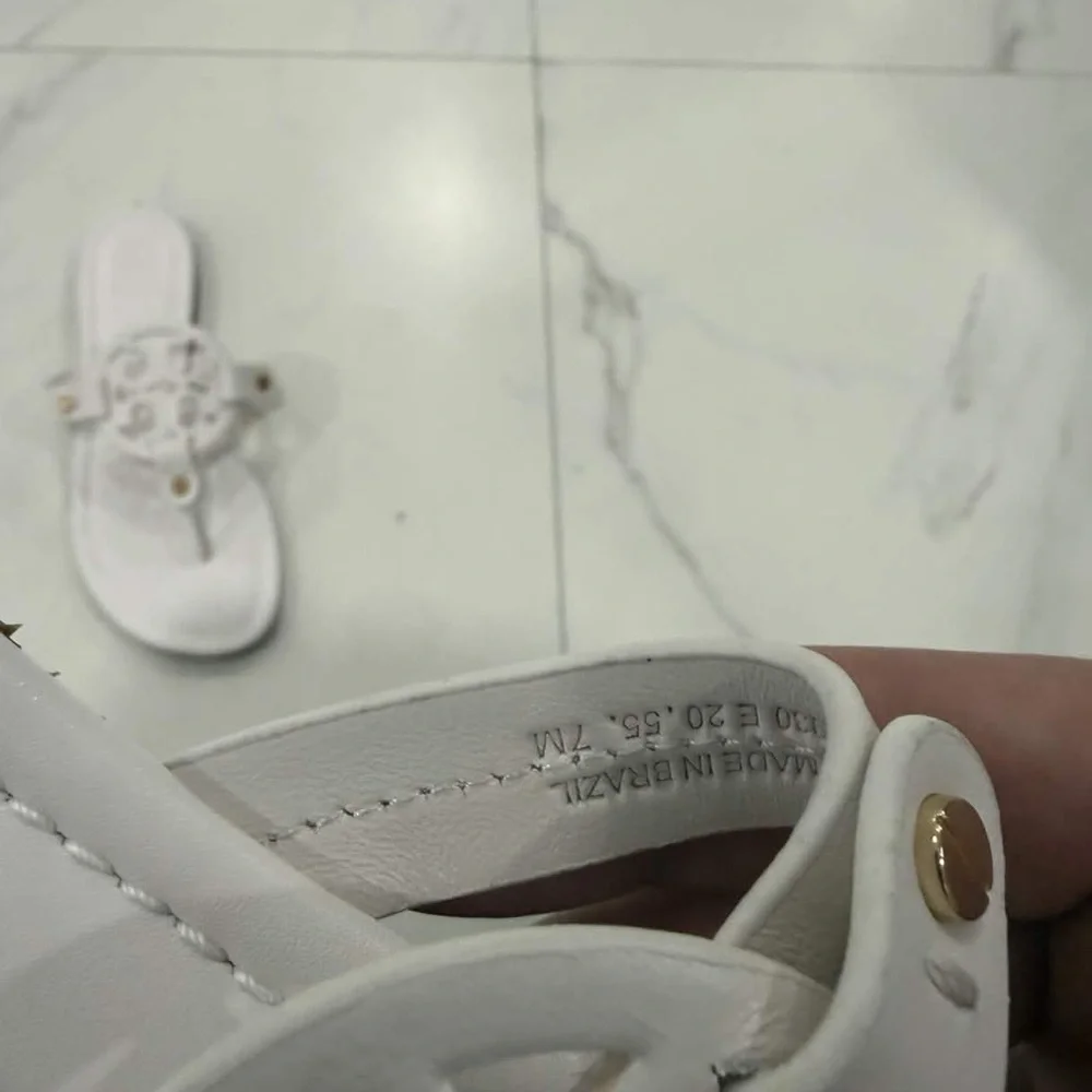 Tory Burch Miller Matte Women’s Sandals Size 7, 8, 9 in stock - Picture 3 of 4